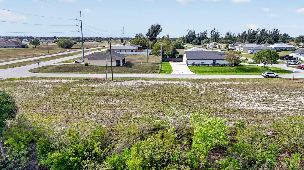 5 NW 19th Terrace Cape Coral FL 33993