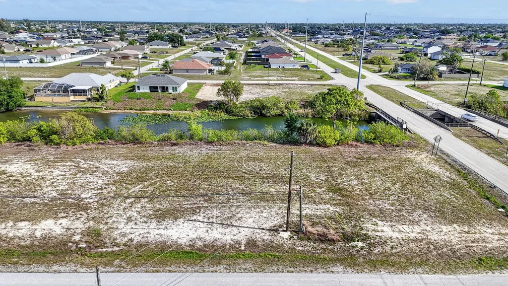 5 NW 19th Terrace Cape Coral FL 33993