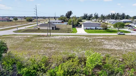 5 NW 19th Terrace Cape Coral FL 33993