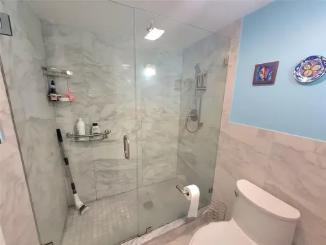 8260 SW 24th Street North Lauderdale FL 33068