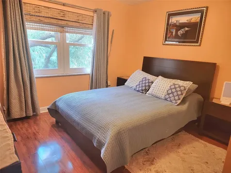 8260 SW 24th Street North Lauderdale FL 33068