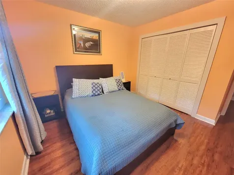 8260 SW 24th Street North Lauderdale FL 33068