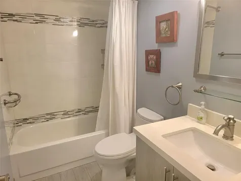 8260 SW 24th Street North Lauderdale FL 33068