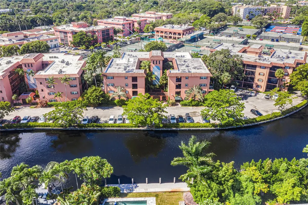 620 Tennis Club Drive Fort Lauderdale FL 33311