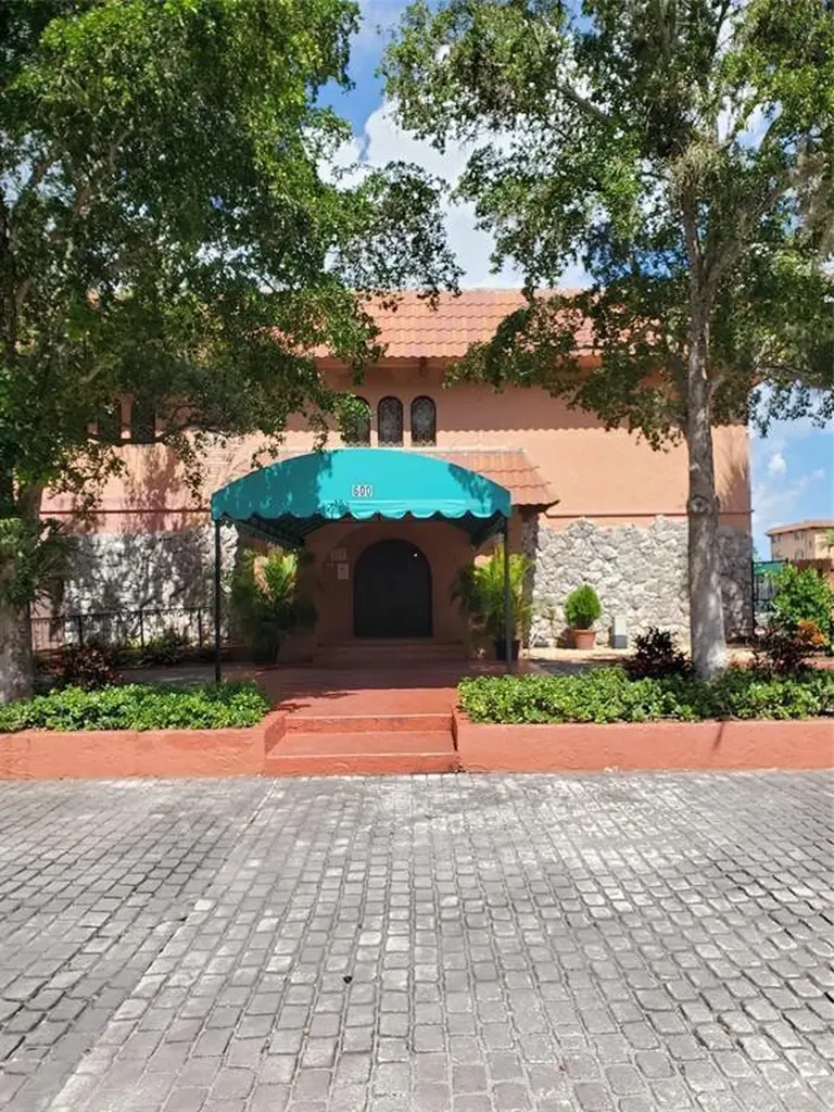 620 Tennis Club Drive Fort Lauderdale FL 33311