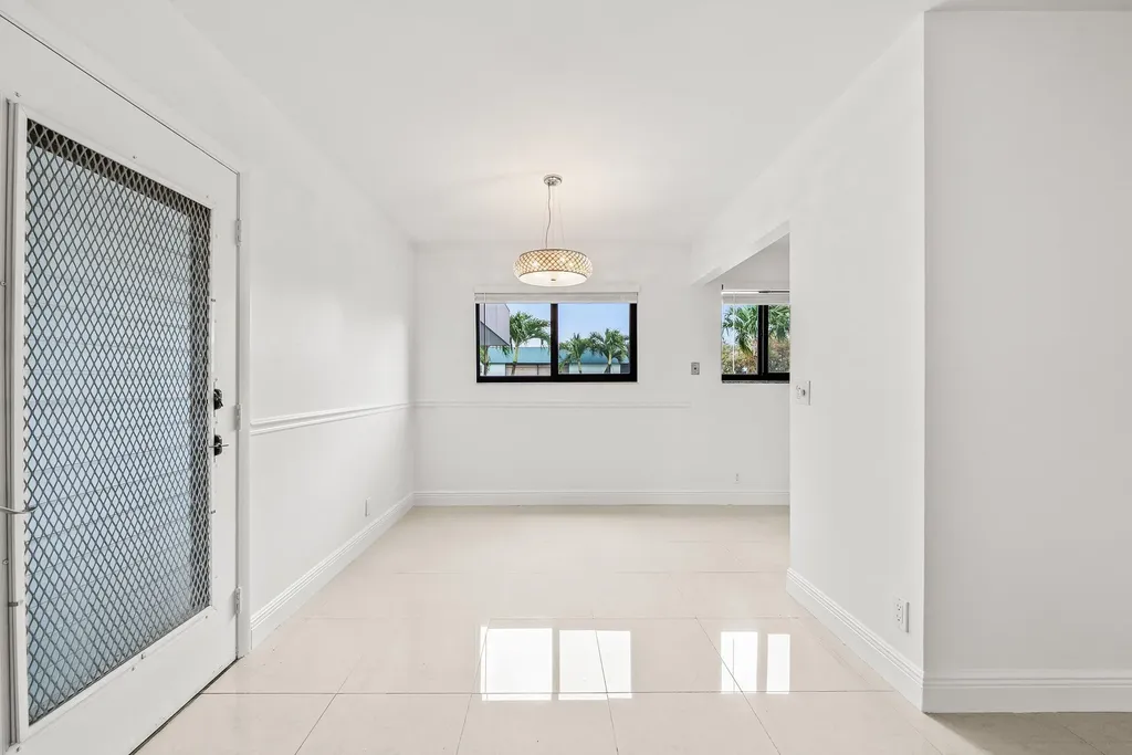 15054 Ashland Way Delray Beach FL 33484