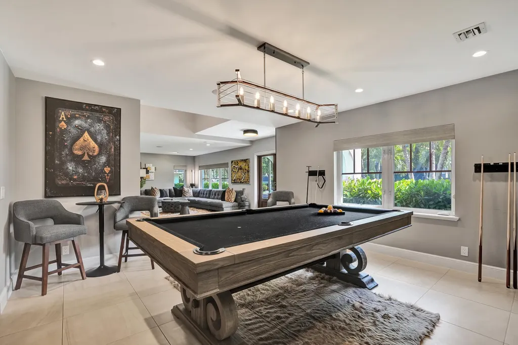 738 Middle River Drive Fort Lauderdale FL 33304