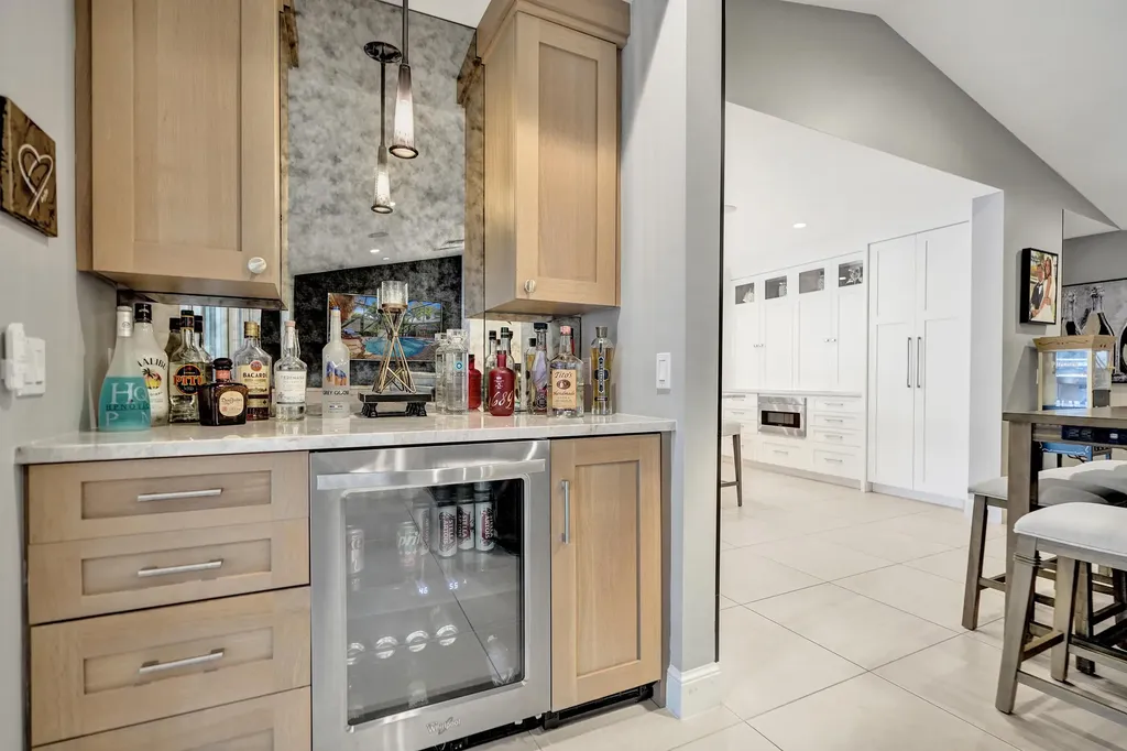738 Middle River Drive Fort Lauderdale FL 33304