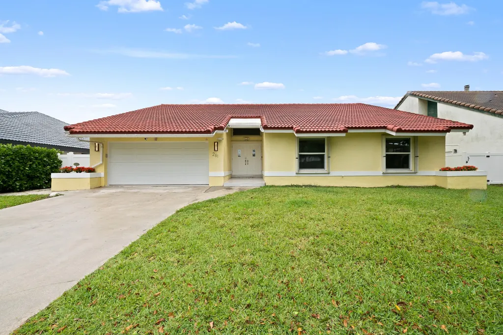 281 N Country Club Boulevard Boca Raton FL 33487