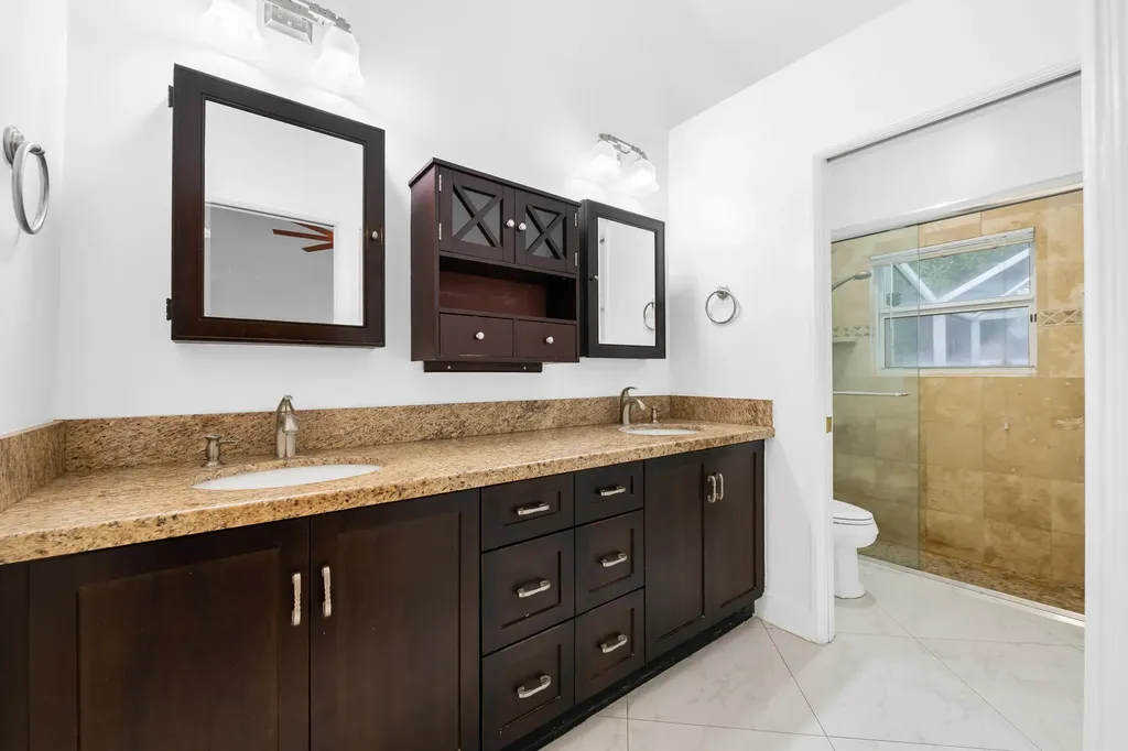 281 N Country Club Boulevard Boca Raton FL 33487