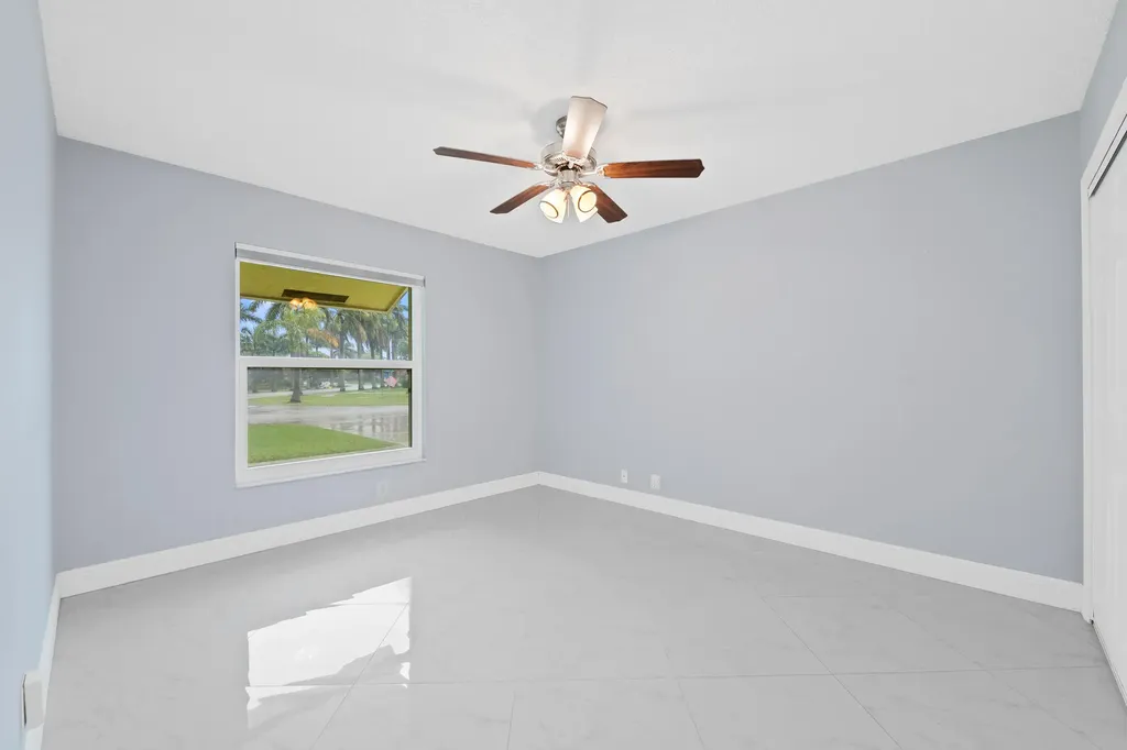 281 N Country Club Boulevard Boca Raton FL 33487