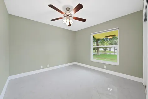 281 N Country Club Boulevard Boca Raton FL 33487