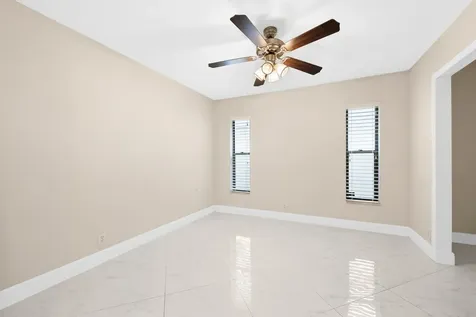 281 N Country Club Boulevard Boca Raton FL 33487