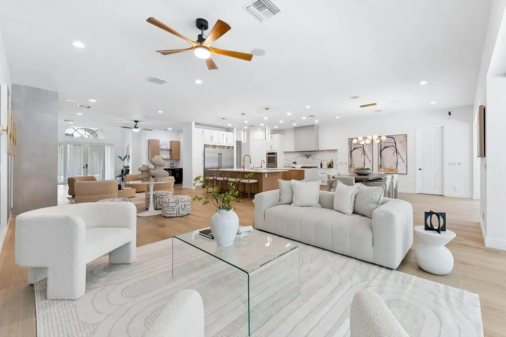 8717 Estate Drive West Palm Beach FL 33411