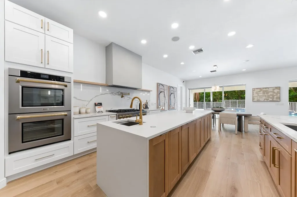 8717 Estate Drive West Palm Beach FL 33411