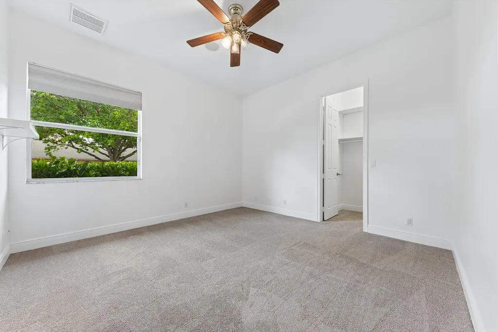 8717 Estate Drive West Palm Beach FL 33411