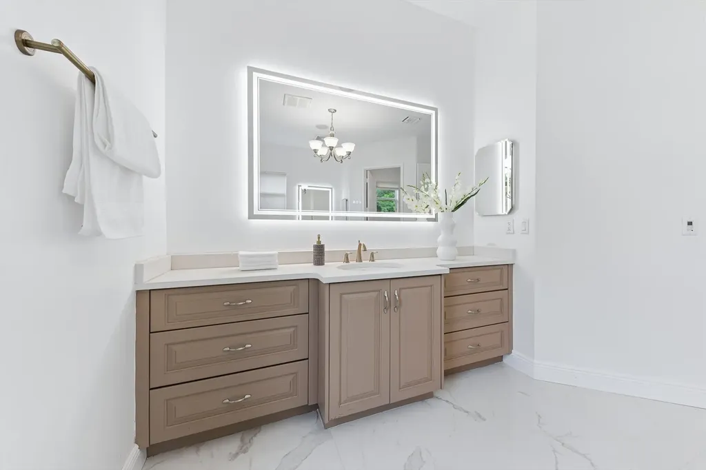 8717 Estate Drive West Palm Beach FL 33411