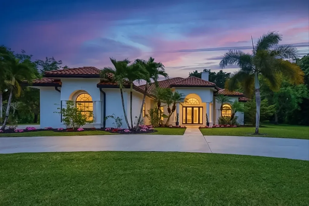 8717 Estate Drive West Palm Beach FL 33411