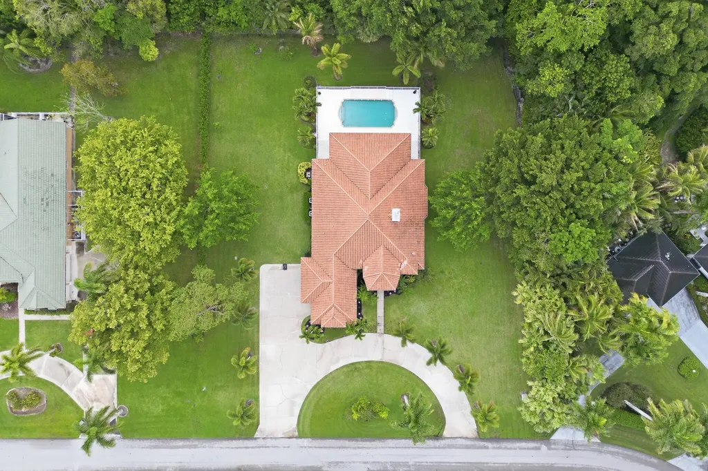 8717 Estate Drive West Palm Beach FL 33411