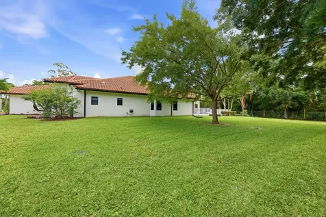8717 Estate Drive West Palm Beach FL 33411