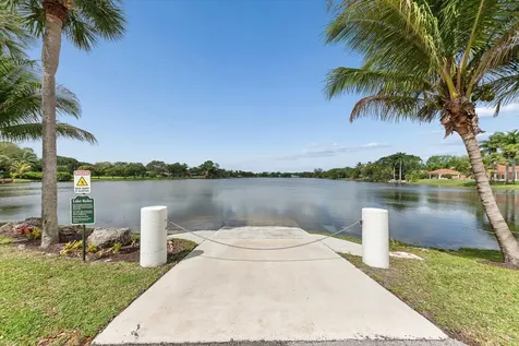 8717 Estate Drive West Palm Beach FL 33411