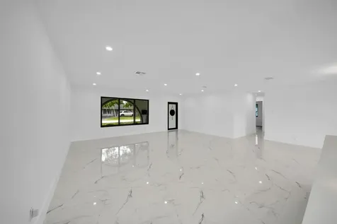 7301 NW 13th Court Plantation FL 33313