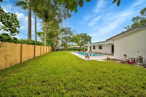 7301 NW 13th Court Plantation FL 33313