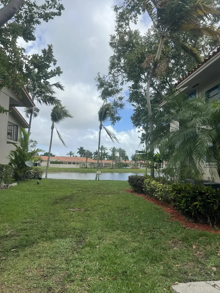 1620 Windorah Way West Palm Beach FL 33411