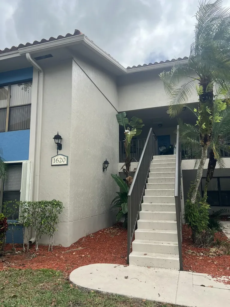 1620 Windorah Way West Palm Beach FL 33411