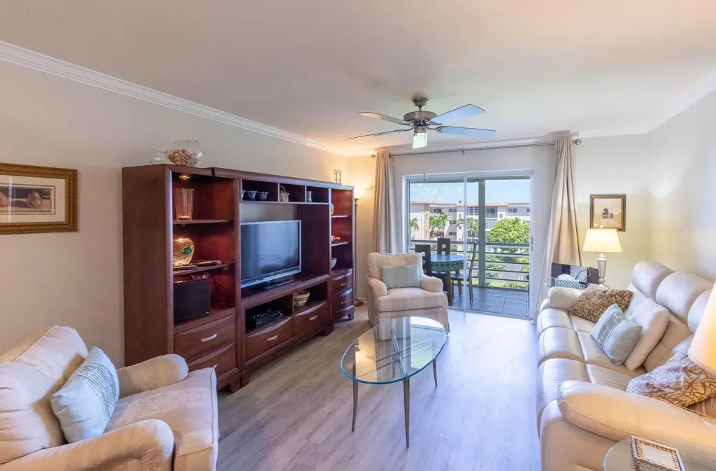 2615 NE 1st Court Boynton Beach FL 33435
