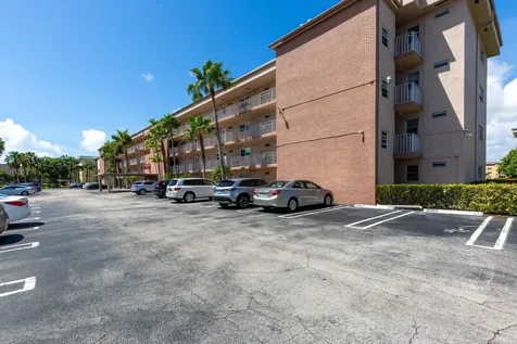 2615 NE 1st Court Boynton Beach FL 33435