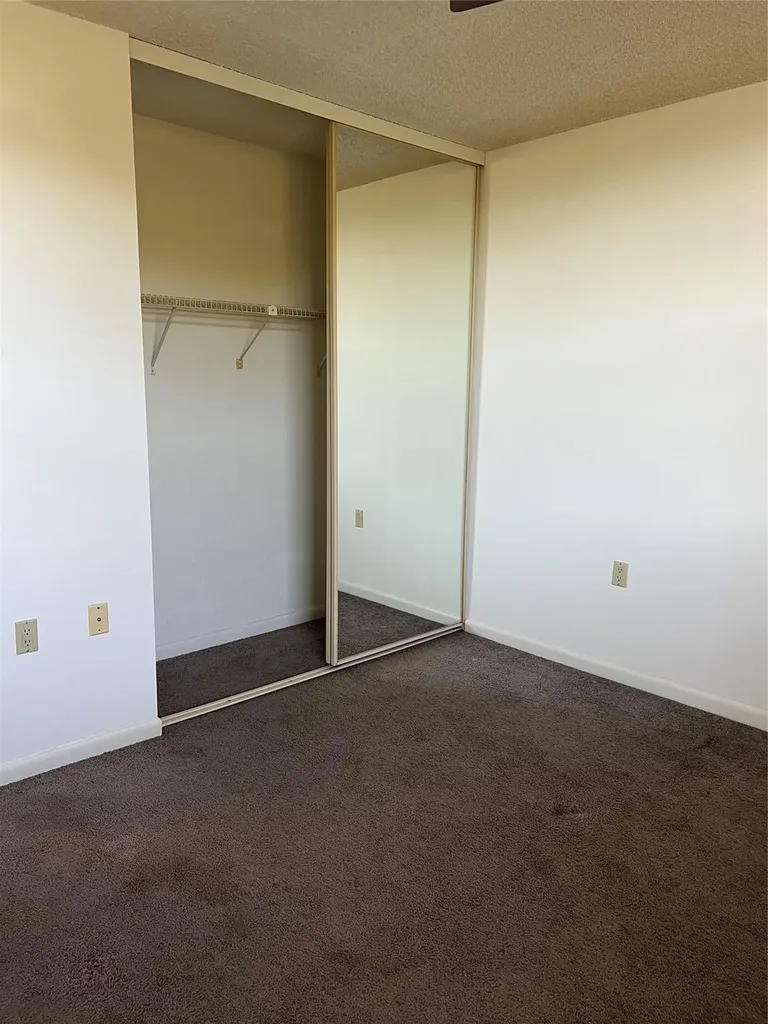 1526 Whitehall Drive Davie FL 33324