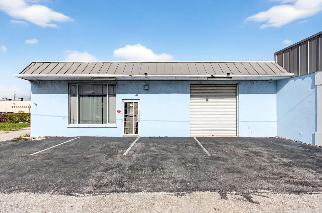 321 N Railroad Avenue Boynton Beach FL 33435
