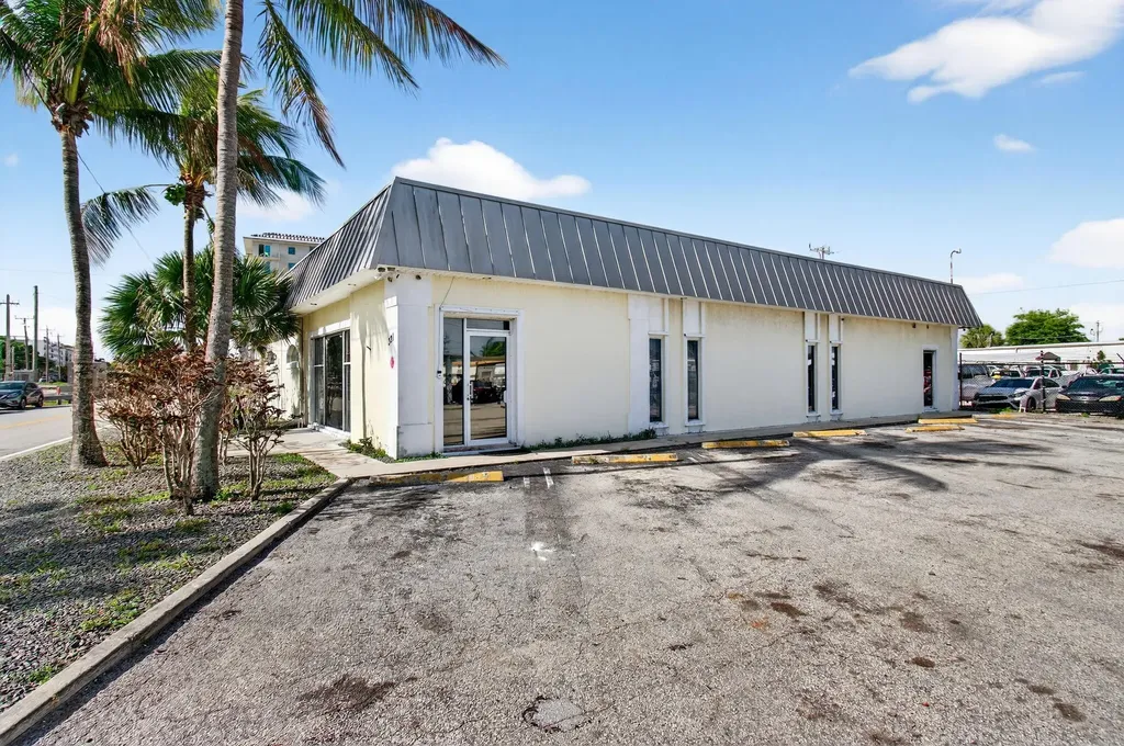 321 N Railroad Avenue Boynton Beach FL 33435