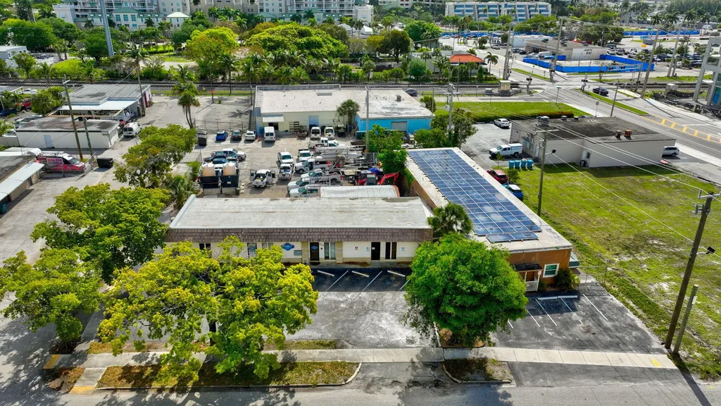322 NE 3rd Street Boynton Beach FL 33435