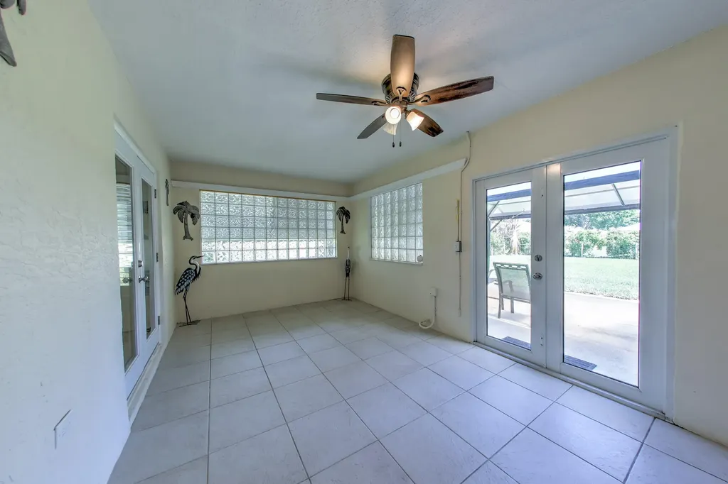2025 SE Allamanda Drive Port St Lucie FL 34952