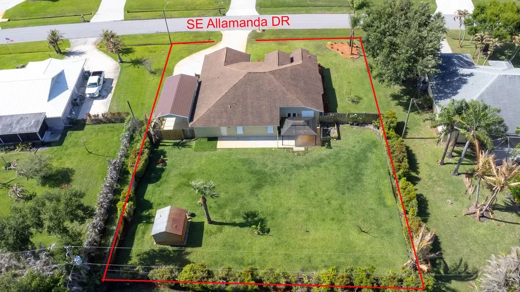 2025 SE Allamanda Drive Port St Lucie FL 34952