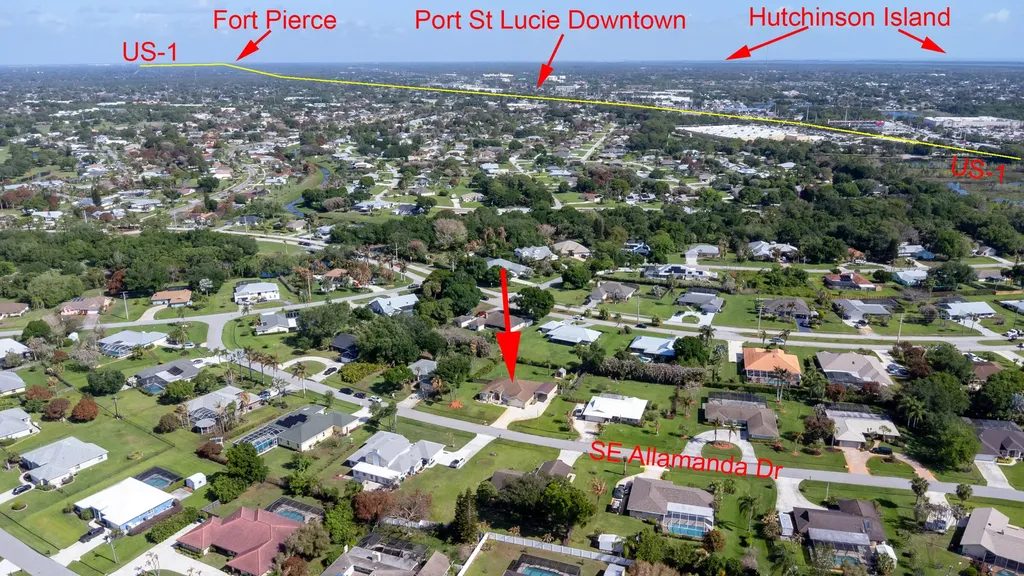 2025 SE Allamanda Drive Port St Lucie FL 34952