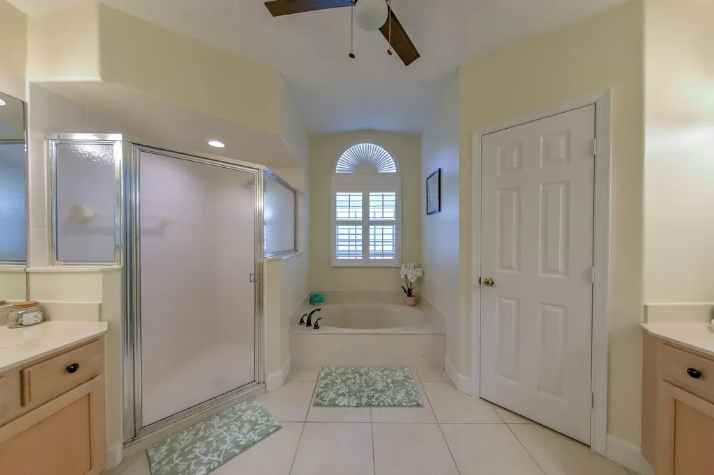 2025 SE Allamanda Drive Port St Lucie FL 34952