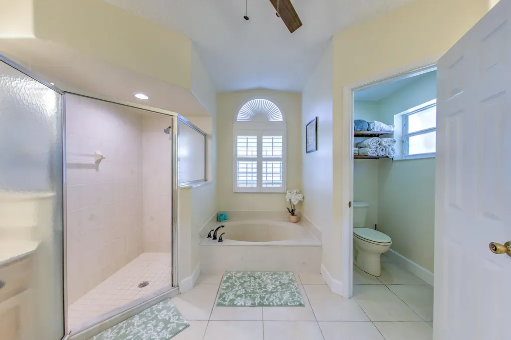 2025 SE Allamanda Drive Port St Lucie FL 34952