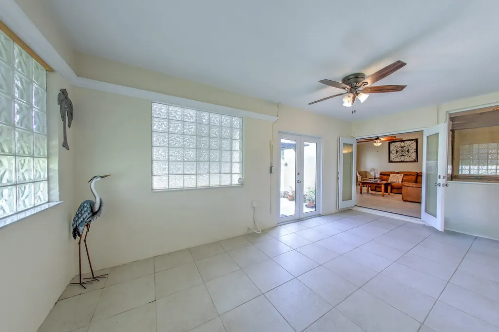 2025 SE Allamanda Drive Port St Lucie FL 34952