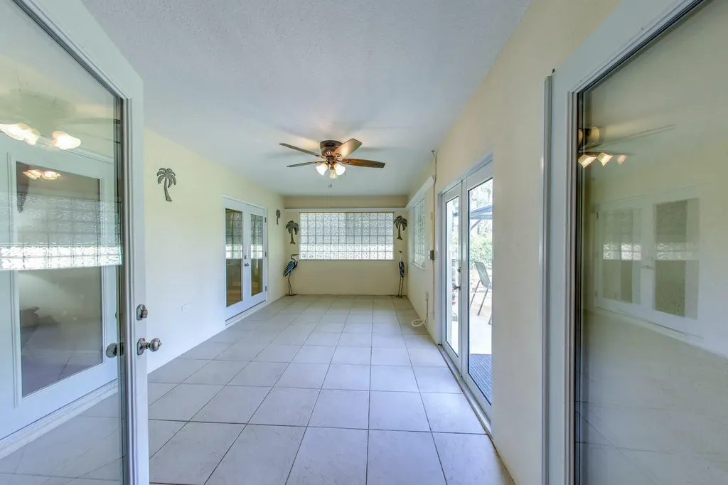 2025 SE Allamanda Drive Port St Lucie FL 34952
