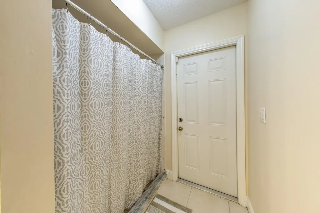 2025 SE Allamanda Drive Port St Lucie FL 34952