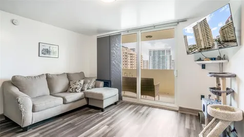1833 S Ocean Drive Hallandale Beach FL 33009