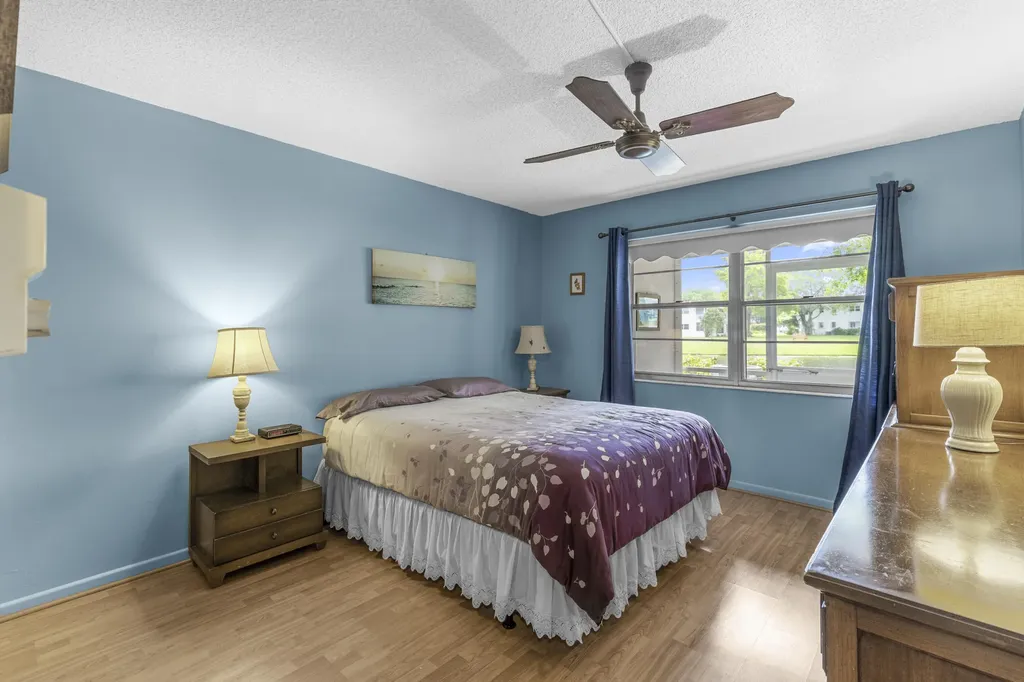 266 Ventnor S Deerfield Beach FL 33442
