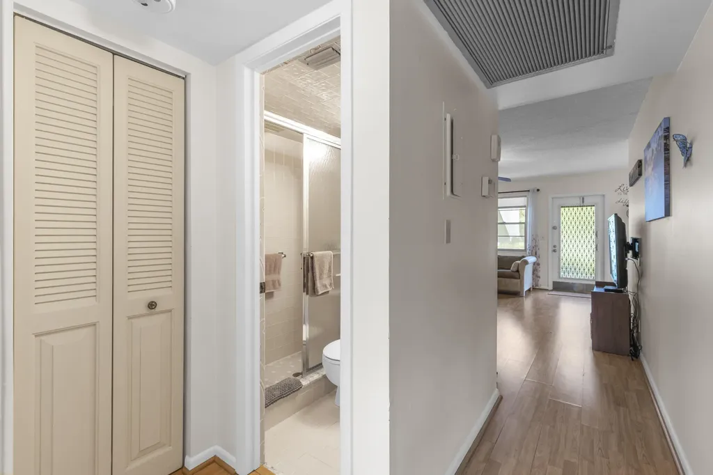 266 Ventnor S Deerfield Beach FL 33442