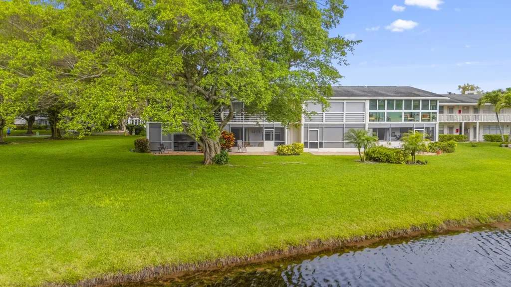 266 Ventnor S Deerfield Beach FL 33442