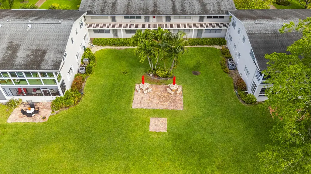 266 Ventnor S Deerfield Beach FL 33442