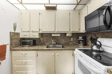 266 Ventnor S Deerfield Beach FL 33442
