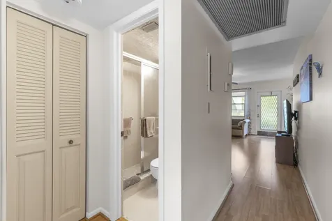 266 Ventnor S Deerfield Beach FL 33442